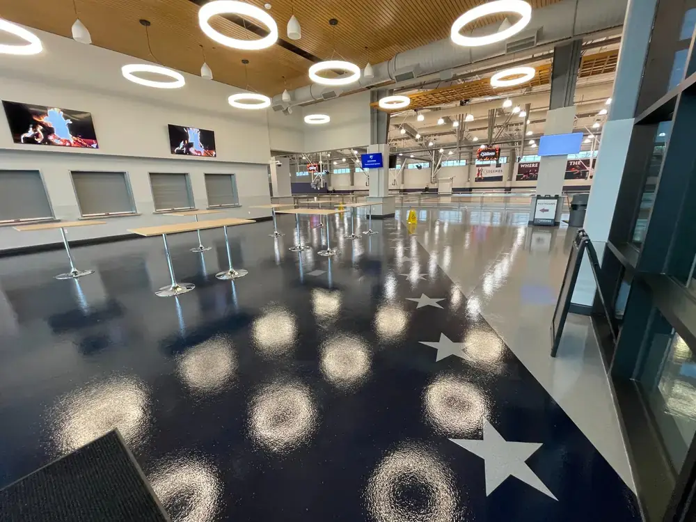 Decorative resinous floor